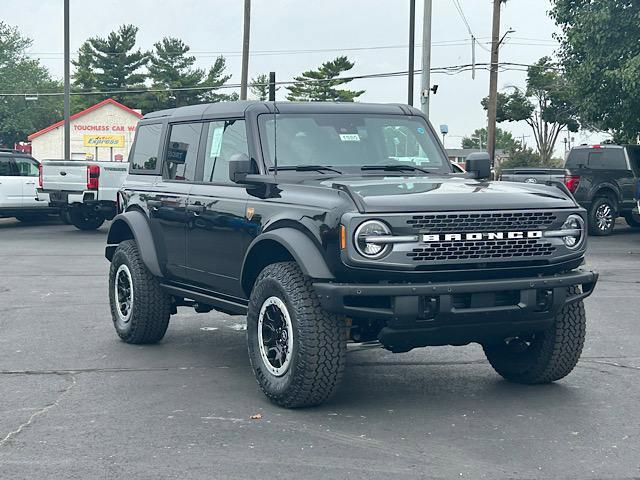 Photo of 2025 Shadow Black Ford Bronco