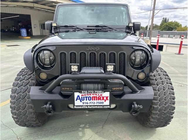 Photo of 2013 Black Jeep Wrangler