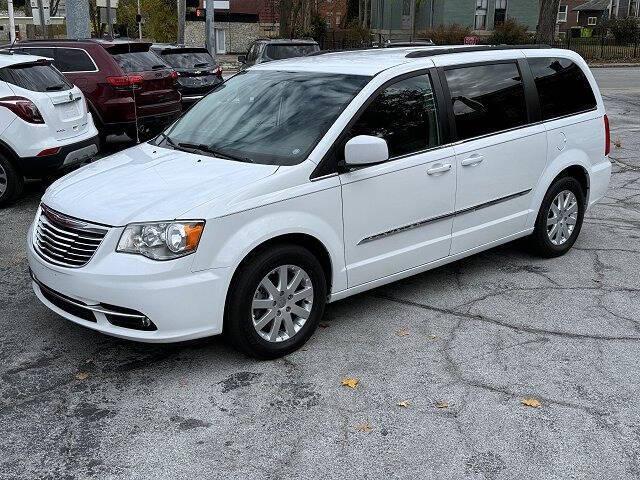 2016 Chrysler Town & Country