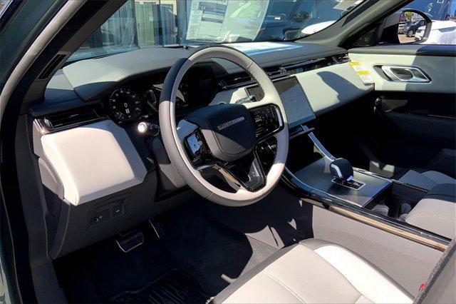 Photo of 2026 Giola Green Land Rover Range Rover Velar