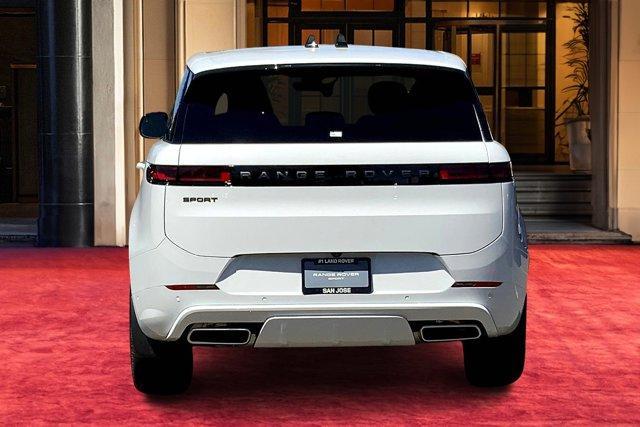 Photo of 2025 Fuji White Land Rover Range Rover Sport