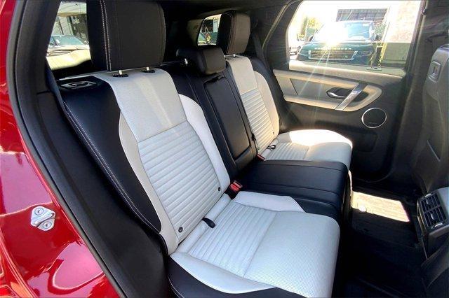 Photo of 2024 Firenze Red Land Rover Discovery Sport
