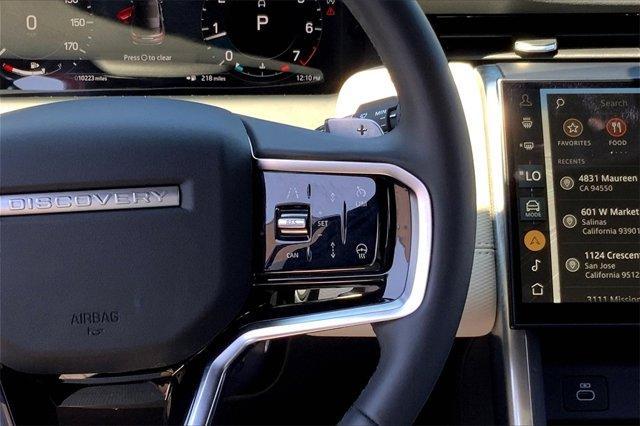 Photo of 2024 Firenze Red Land Rover Discovery Sport