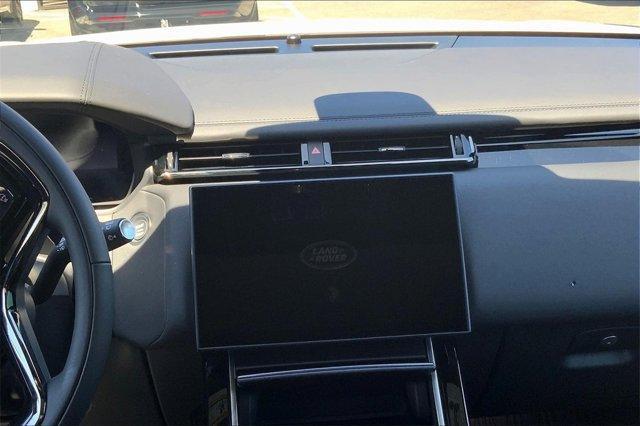 Photo of 2026 Ostuni Pearl White Land Rover Range Rover Velar