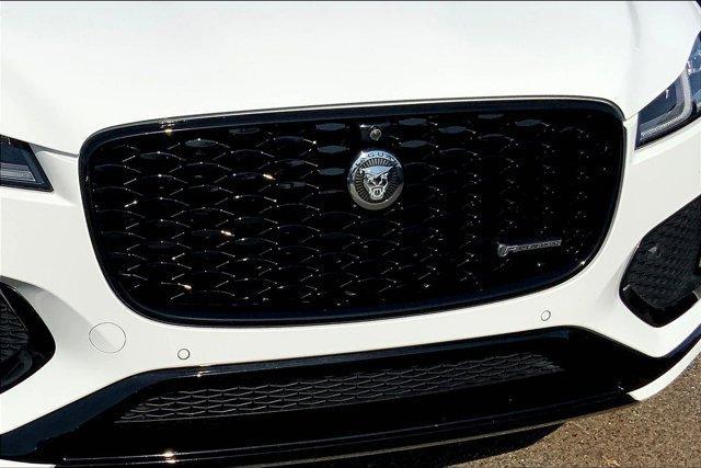 Photo of 2025 Fuji White Jaguar F-PACE