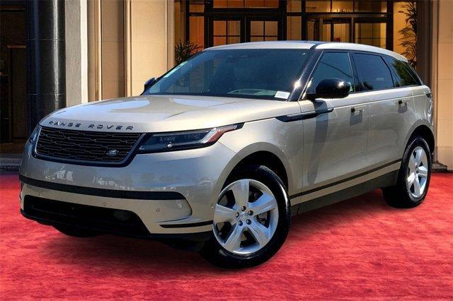 Photo of 2026 Batumi Gold Land Rover Range Rover Velar