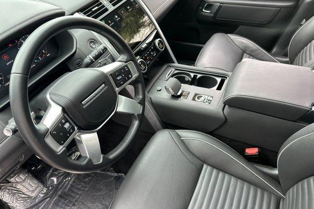 Photo of 2024 Carpathian Grey Land Rover Discovery
