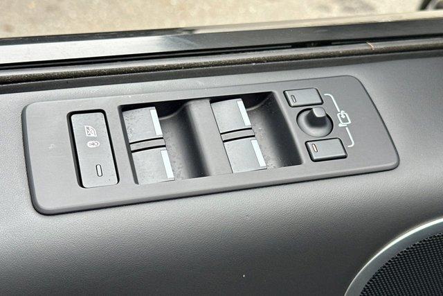 Photo of 2024 Carpathian Grey Land Rover Discovery