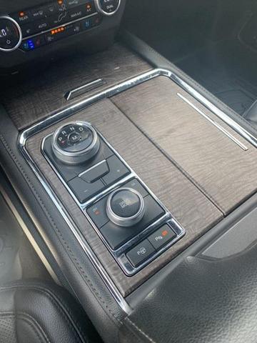 Photo of 2020 Black Ford Expedition Max