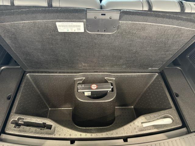 Photo of 2025 Carbonized Gray Metallic Ford Explorer