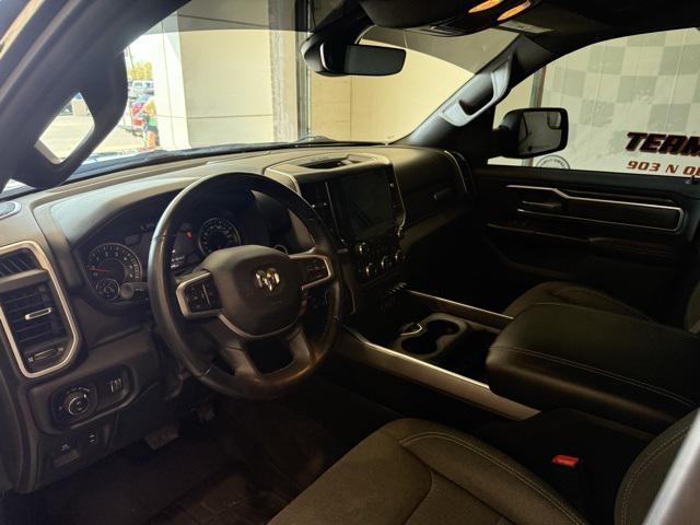 Photo of 2021 Diamond Black Crystal Pearlcoat RAM 1500