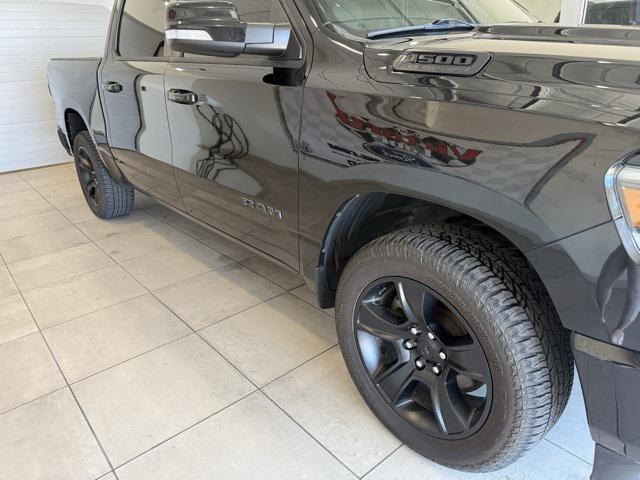 Photo of 2021 Diamond Black Crystal Pearlcoat RAM 1500