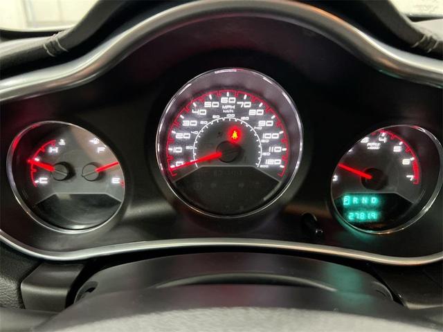 Photo of 2013 Bright White Clearcoat Dodge Avenger