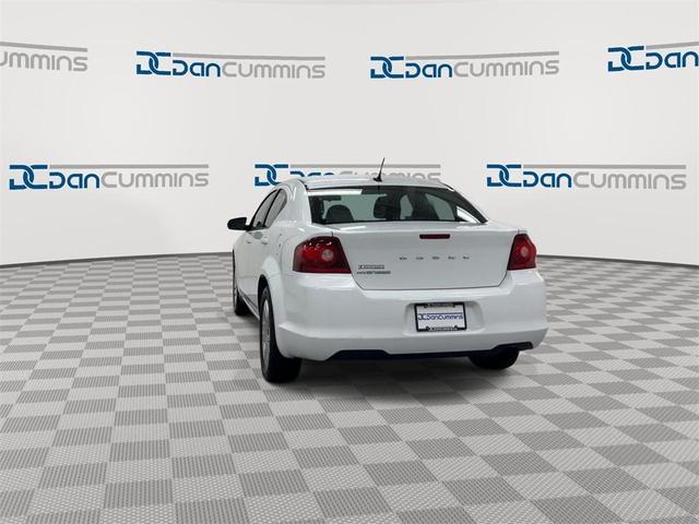 Photo of 2013 Bright White Clearcoat Dodge Avenger
