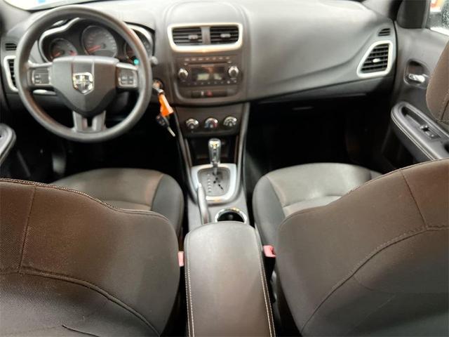Photo of 2013 Bright White Clearcoat Dodge Avenger