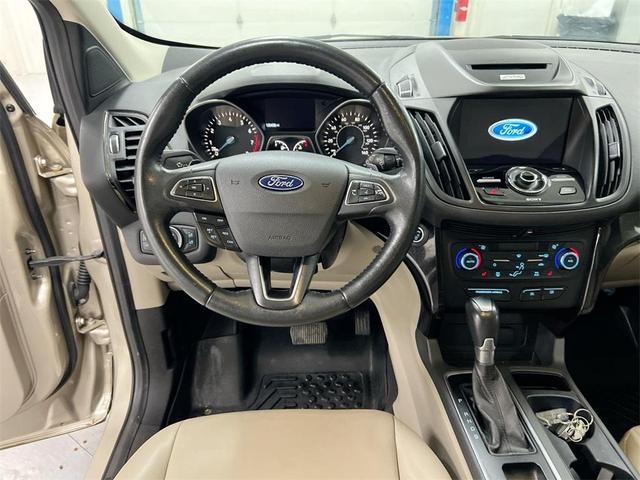 Photo of 2017 White Gold Metallic Ford Escape