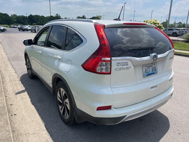 Photo of 2015 White Honda CR-V
