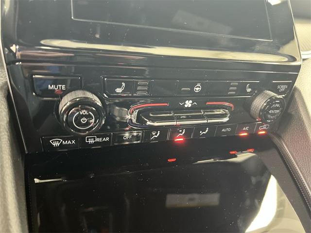 Photo of 2025 Diamond Black Jeep Grand Cherokee L