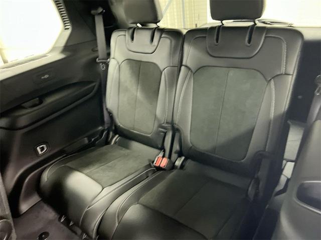 Photo of 2025 Diamond Black Jeep Grand Cherokee L