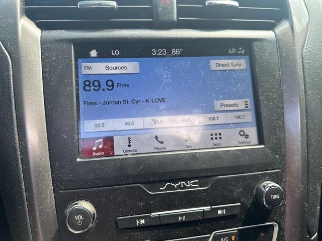 Photo of 2019 Black Ford Fusion Hybrid