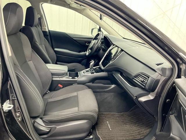 Photo of 2023 Crystal Black Silica Subaru Outback