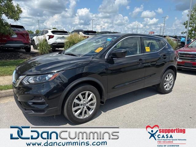 Photo of 2021 Magnetic Black Nissan Rogue Sport