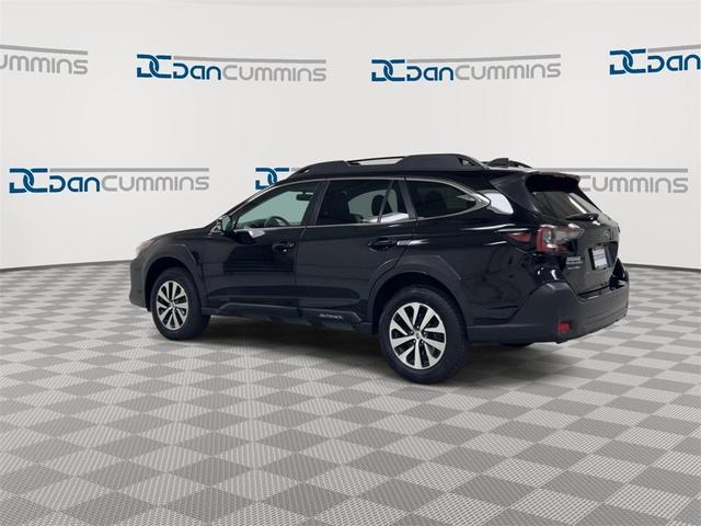 Photo of 2023 Crystal Black Silica Subaru Outback