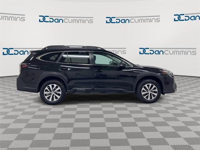Photo of 2023 Crystal Black Silica Subaru Outback