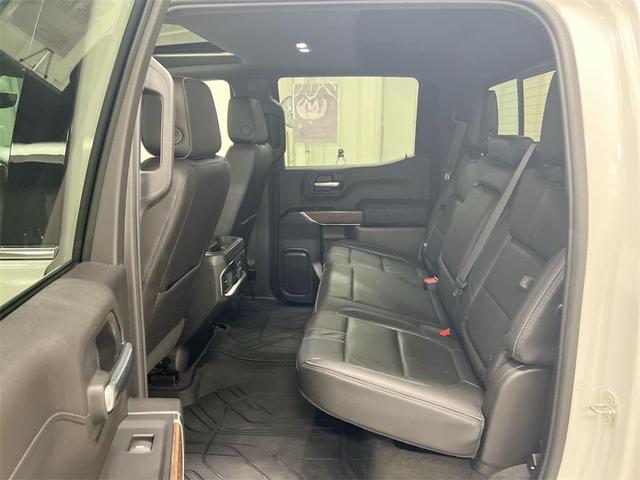 Photo of 2019 Iridescent Pearl Tricoat Chevrolet Silverado 1500