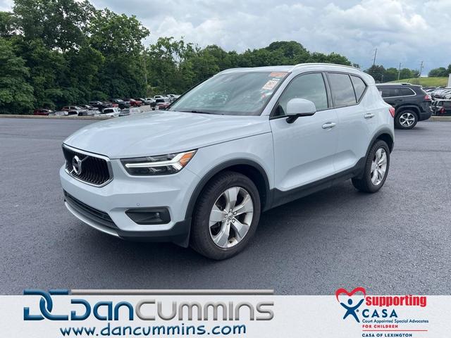 2021 Volvo XC40