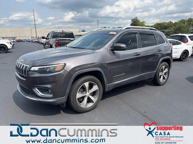 Photo of 2019 Granite Crystal Clearcoat Metallic Jeep Cherokee