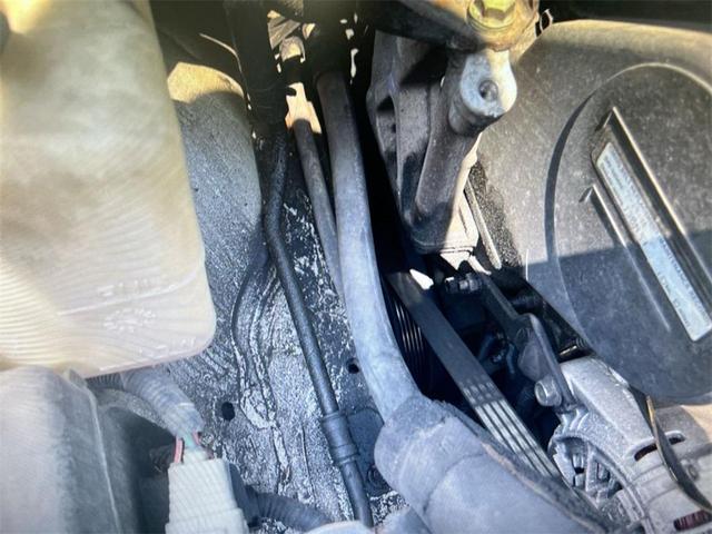 Photo of 2003 Diamond White Pearl Toyota Avalon