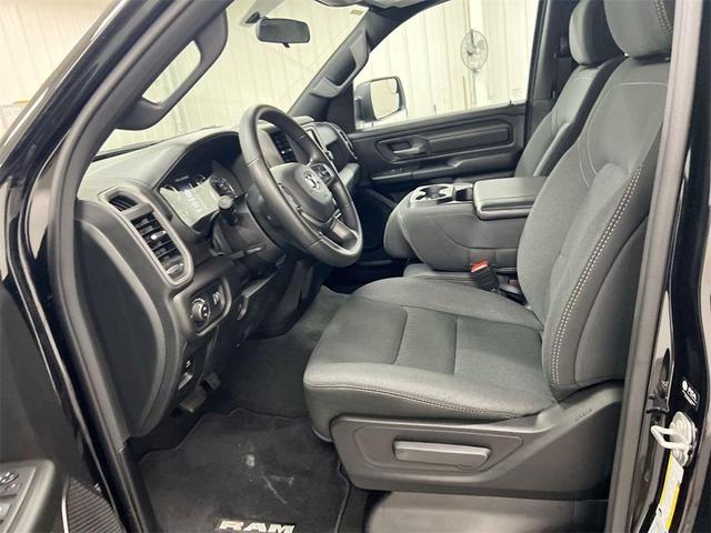 Photo of 2024 Diamond Black RAM 1500