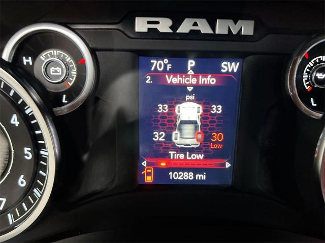 Photo of 2024 Diamond Black RAM 1500