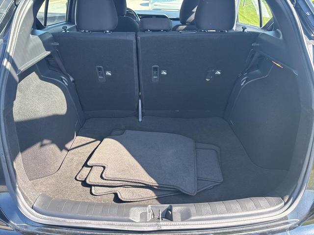 Photo of 2023 Super Black Nissan Kicks