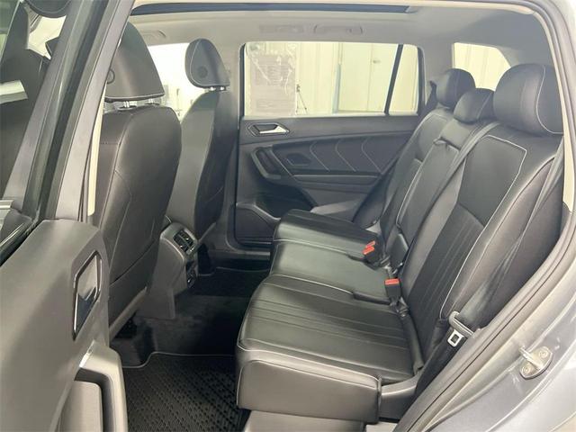 Photo of 2022 Platinum Gray Metallic Volkswagen Tiguan