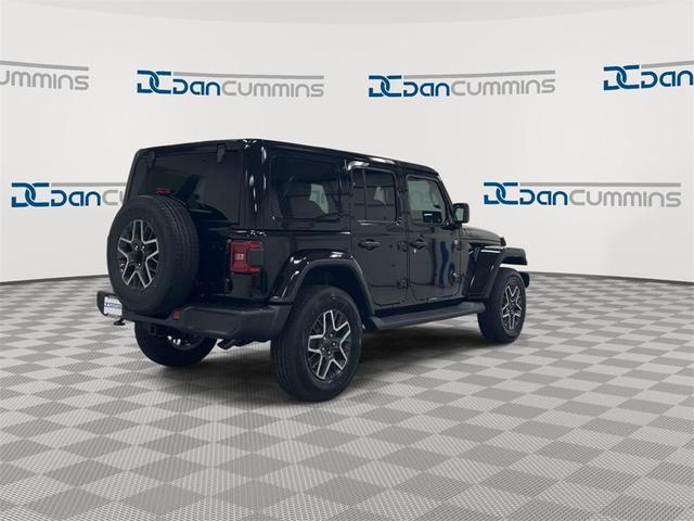 Photo of 2025 Black Clearcoat Jeep Wrangler