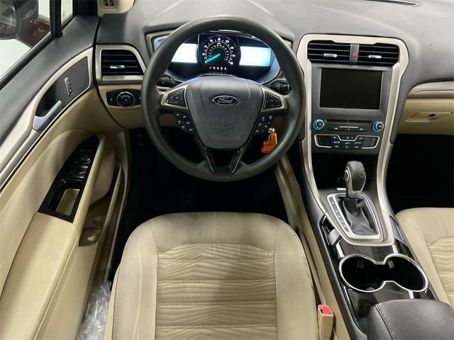 Photo of 2016 Bronze Ford Fusion