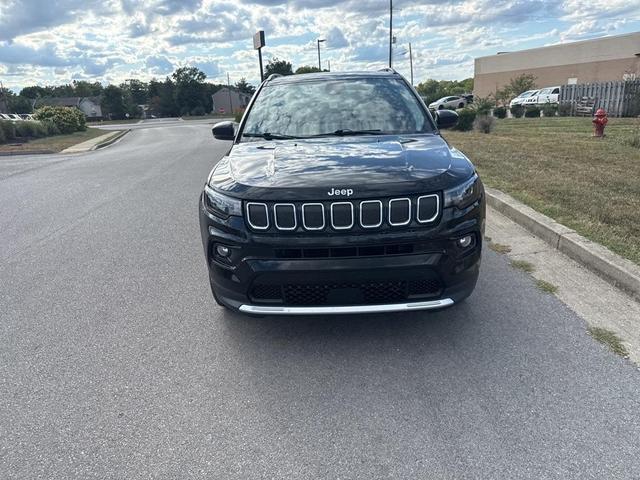 Photo of 2022 Diamond Black Jeep Compass
