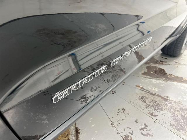 Photo of 2018 Diamond Black Jeep Grand Cherokee