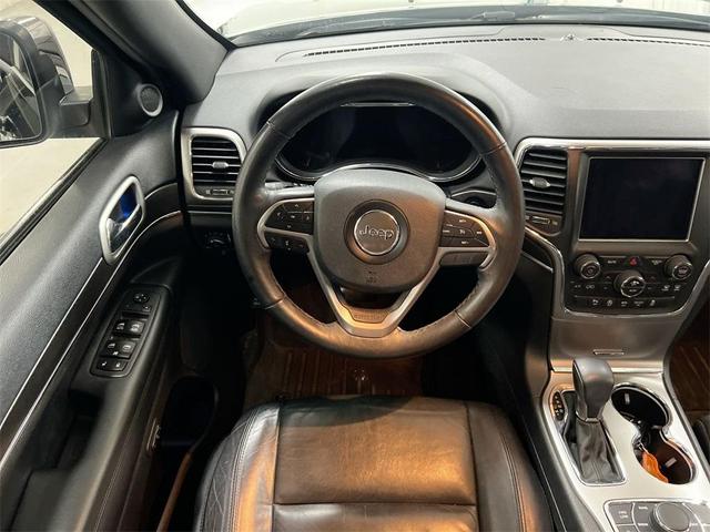 Photo of 2018 Diamond Black Jeep Grand Cherokee