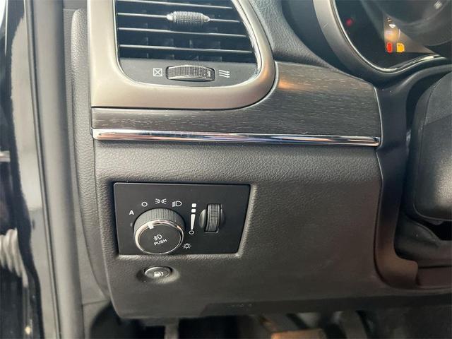 Photo of 2018 Diamond Black Jeep Grand Cherokee