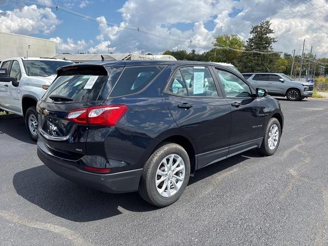 Photo of 2021 Midnight Blue Metallic Chevrolet Equinox