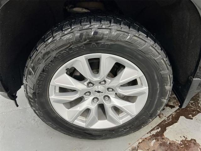 Photo of 2020 Black Chevrolet Silverado 1500