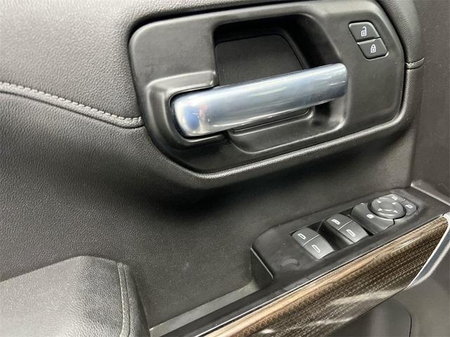 Photo of 2020 Black Chevrolet Silverado 1500