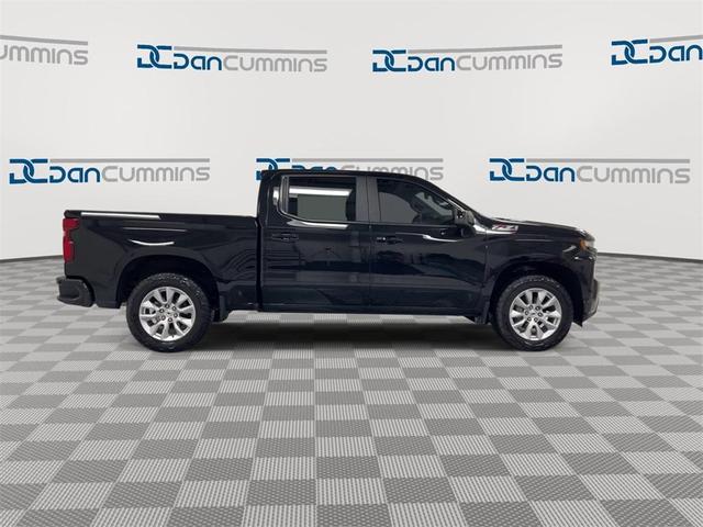 Photo of 2020 Black Chevrolet Silverado 1500