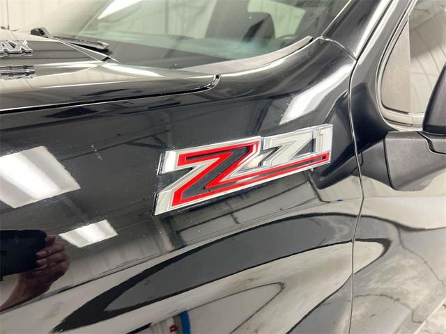 Photo of 2020 Black Chevrolet Silverado 1500
