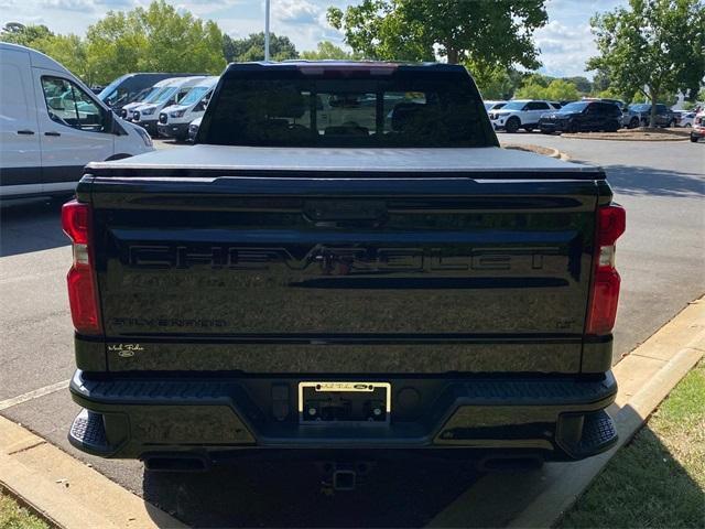 Photo of 2022 Black Chevrolet Silverado 1500