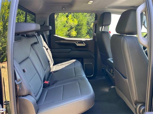 Photo of 2022 Black Chevrolet Silverado 1500