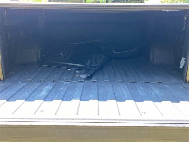 Photo of 2022 Black Chevrolet Silverado 1500